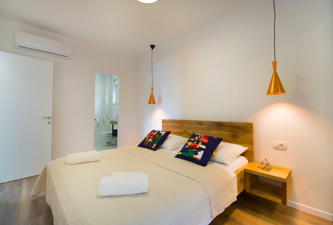 Bulli Croatia Hotel Seget Donji Exterior photo