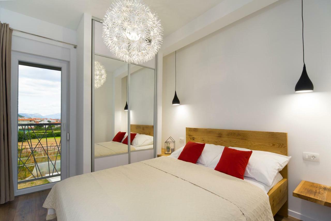 Bulli Croatia Hotel Seget Donji Exterior photo